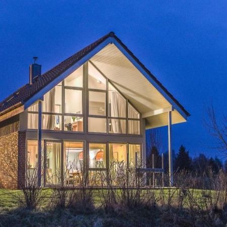 Вилла W7 - Sehr Schoenes Ferienhaus Mit Toller Lage Und Super Aussicht In Roebel An Der Mueritz Экстерьер фото